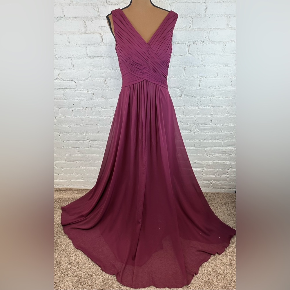 For Her and For Him FHFH Chiffon Column Dress V-Neck Sleeveless Women’s Size 10